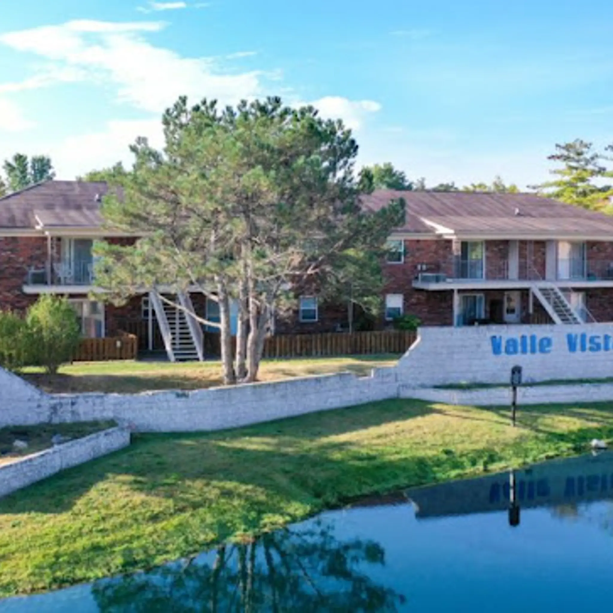 Home Courts of Valle Vista